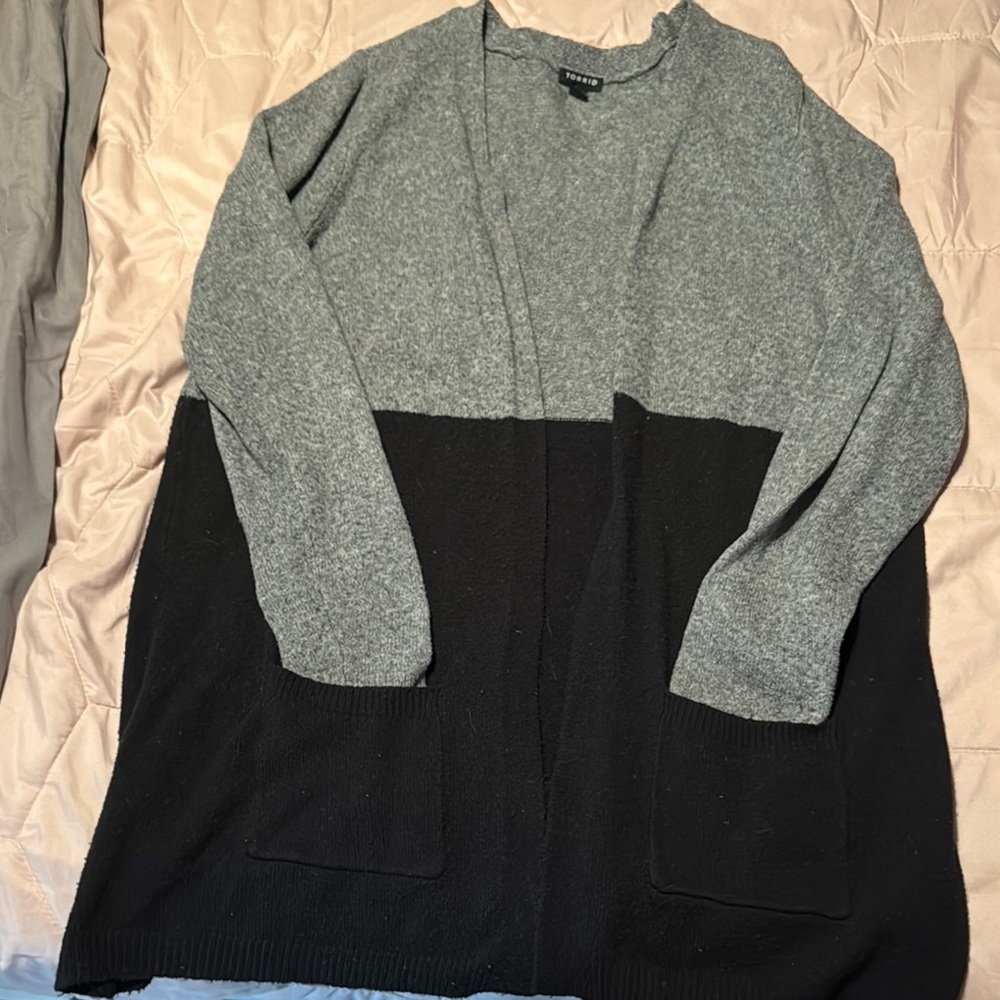 Torrid Gray and Black Open Cardigan